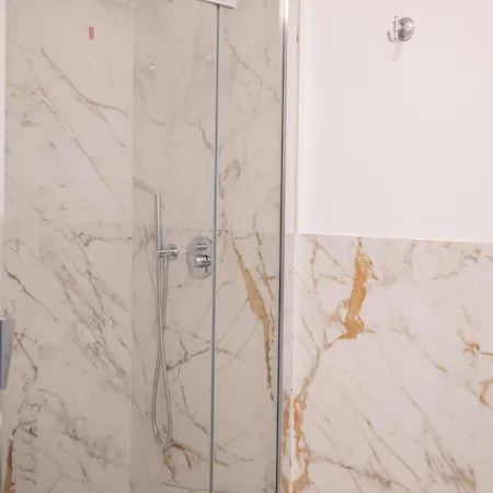 Aloisio Heritage Suite, Vivi L'eleganza Di Apartment *